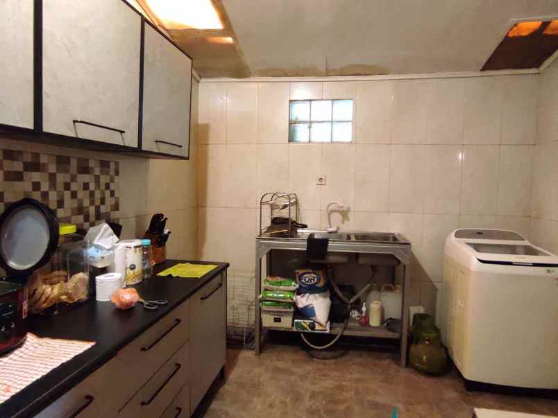 dijual rumah rangkapan jaya