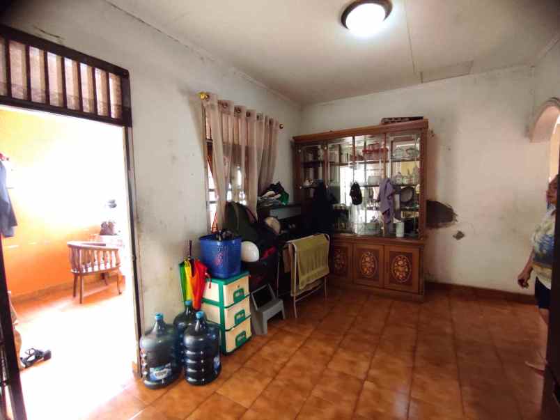 dijual rumah rangkapan jaya