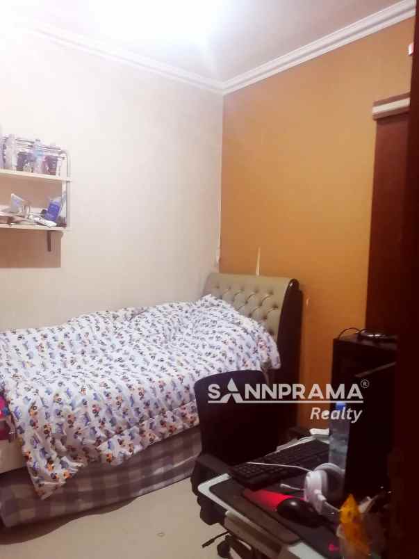 dijual rumah rangkapan jaya baru