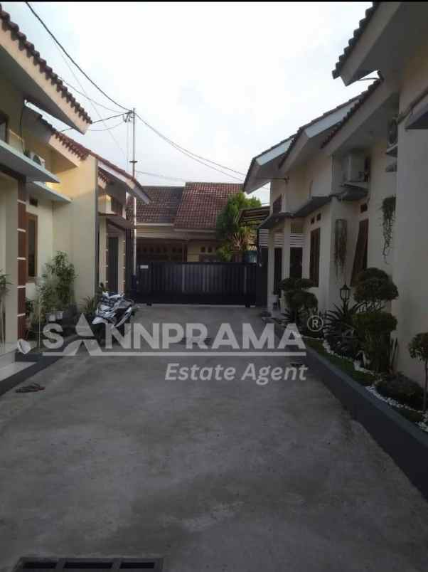 dijual rumah ratujaya