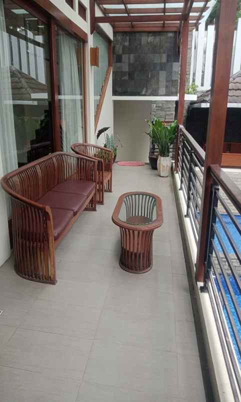 dijual rumah resort dago pakar