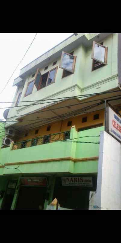 dijual rumah ruko di kebon kacang jak pus