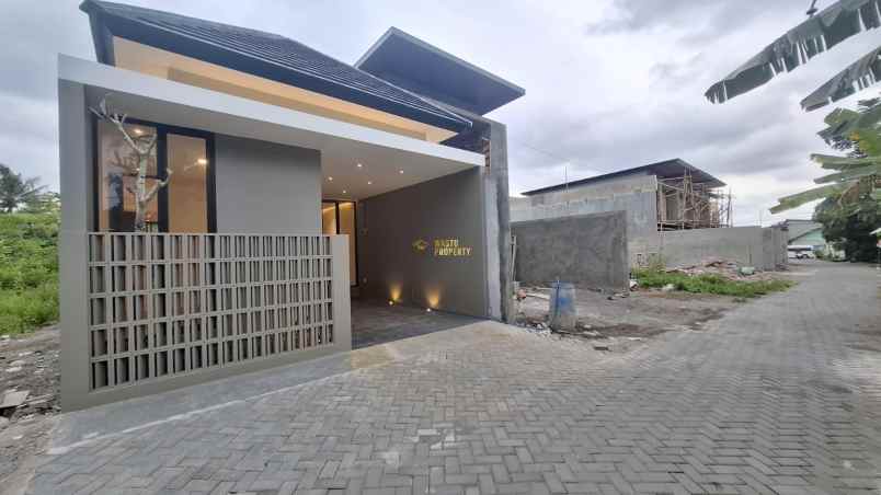 dijual rumah sardonoharjo ngaglik