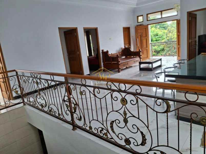 dijual rumah sariharjo