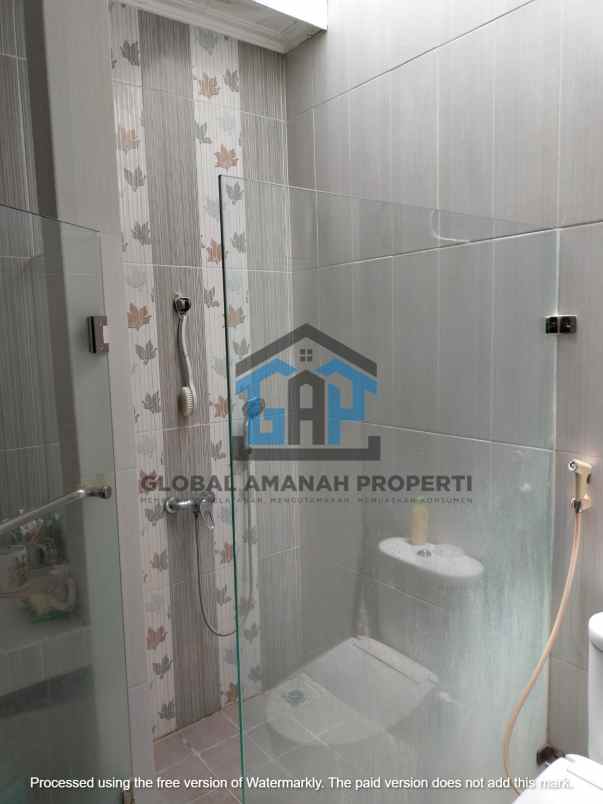 dijual rumah sarijadi