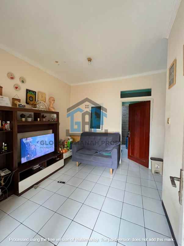 dijual rumah sariwangi