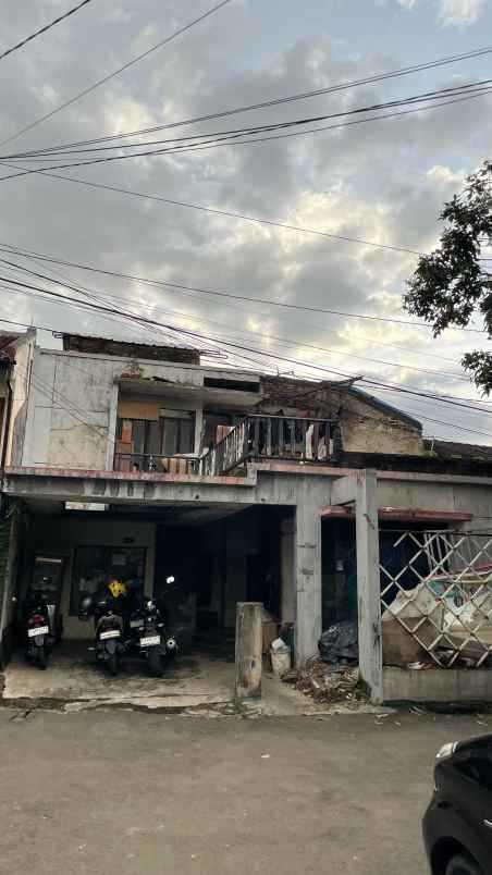 dijual rumah sayap bkr