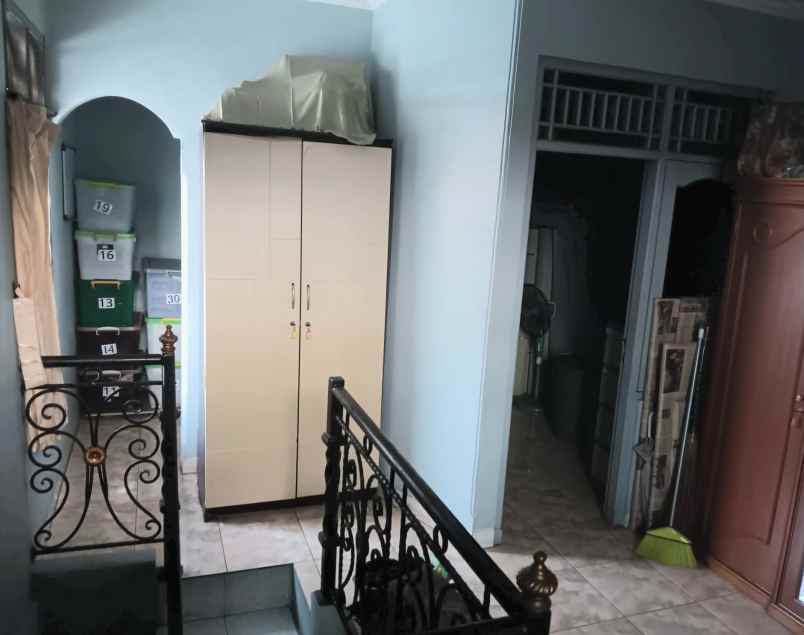 dijual rumah second dalam komplek villa bintaro indah