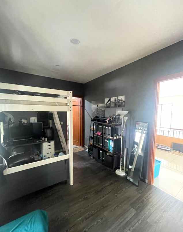 dijual rumah serpong utara tangerang