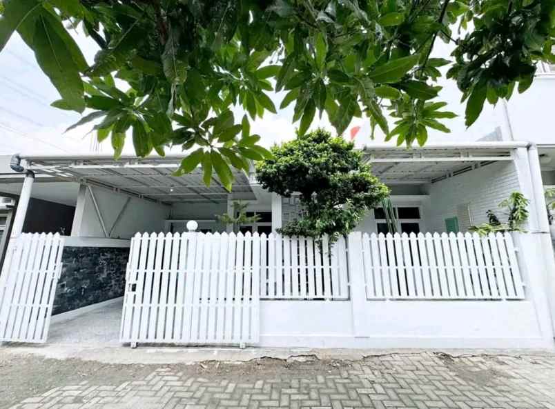 dijual rumah sewon