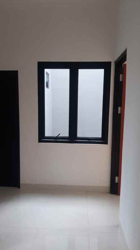 dijual rumah siap huni di cibubur jakarta timur