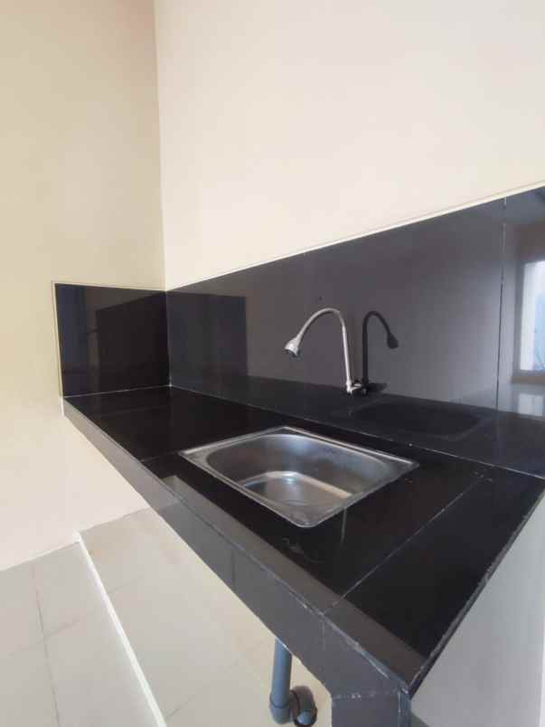 dijual rumah siap huni di gedawang banyumanik semarang