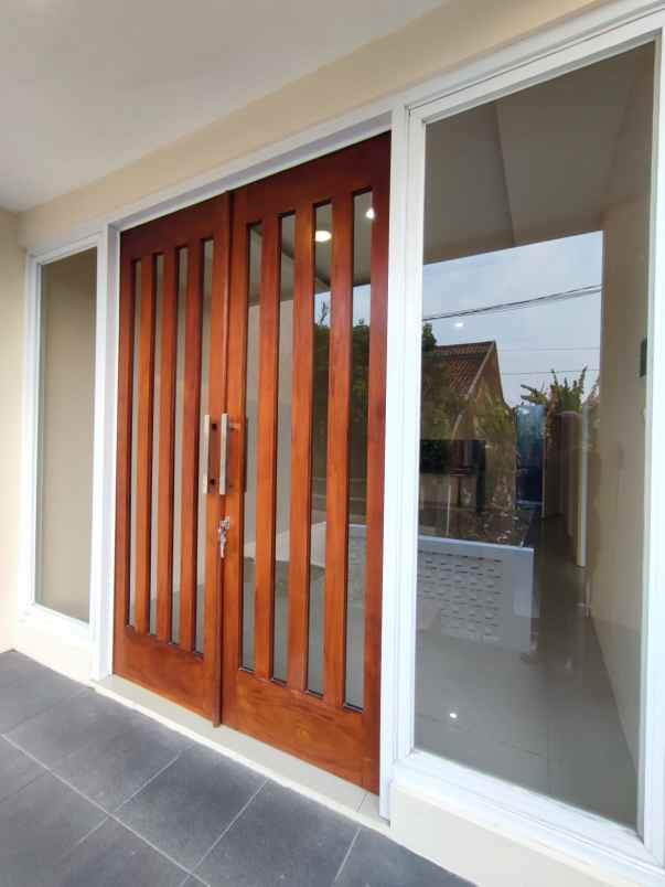 dijual rumah siap huni di gedawang banyumanik semarang