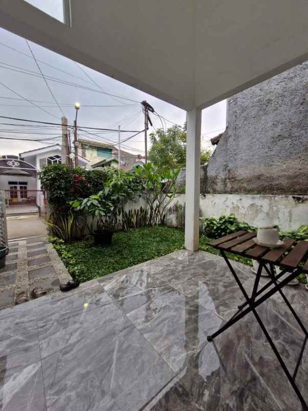dijual rumah siap huni di komp sanggar hurip soeta