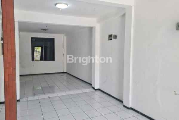 dijual rumah simpang darmo