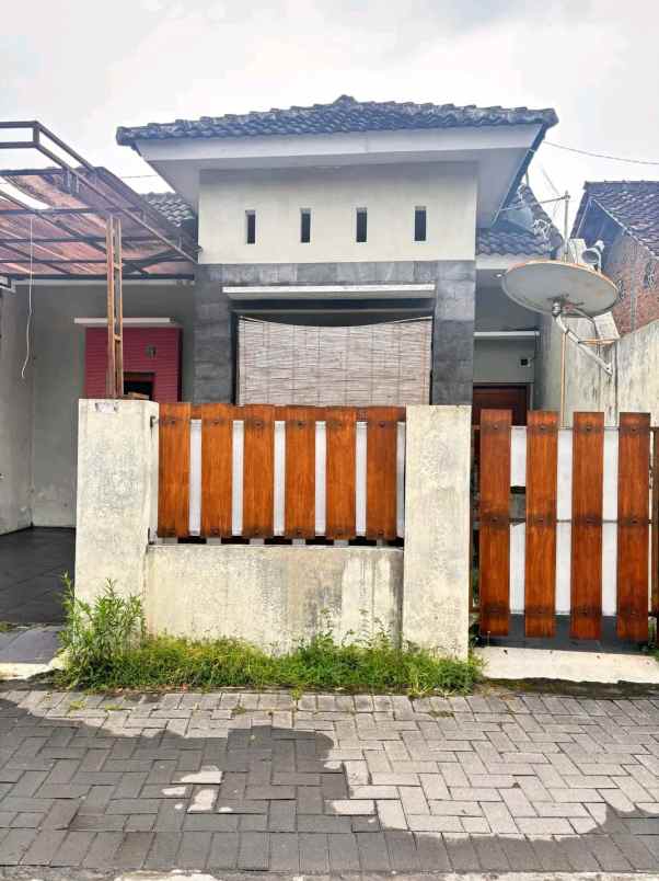 dijual rumah sleman