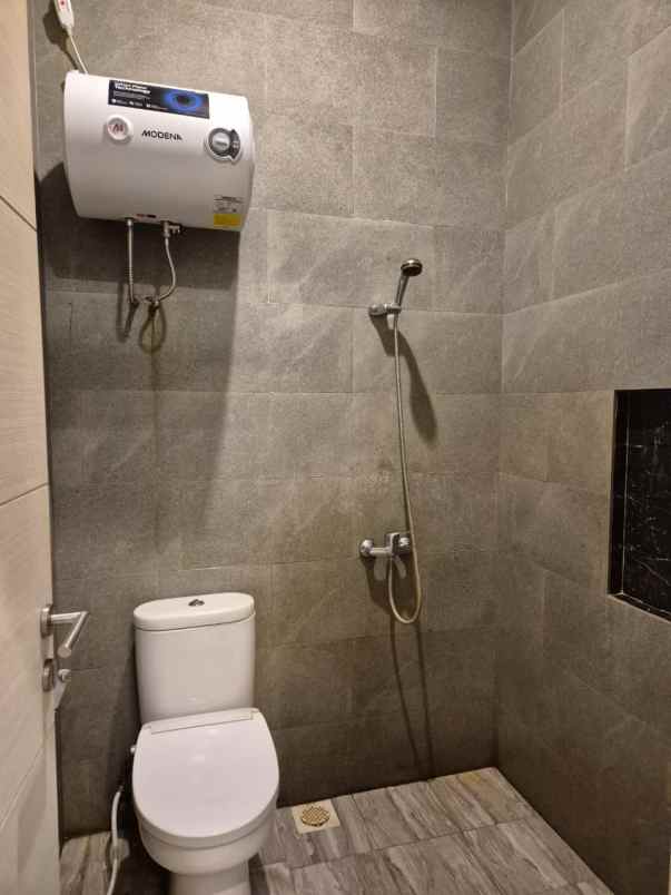 dijual rumah sommerville