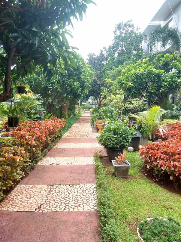 dijual rumah springhill residence