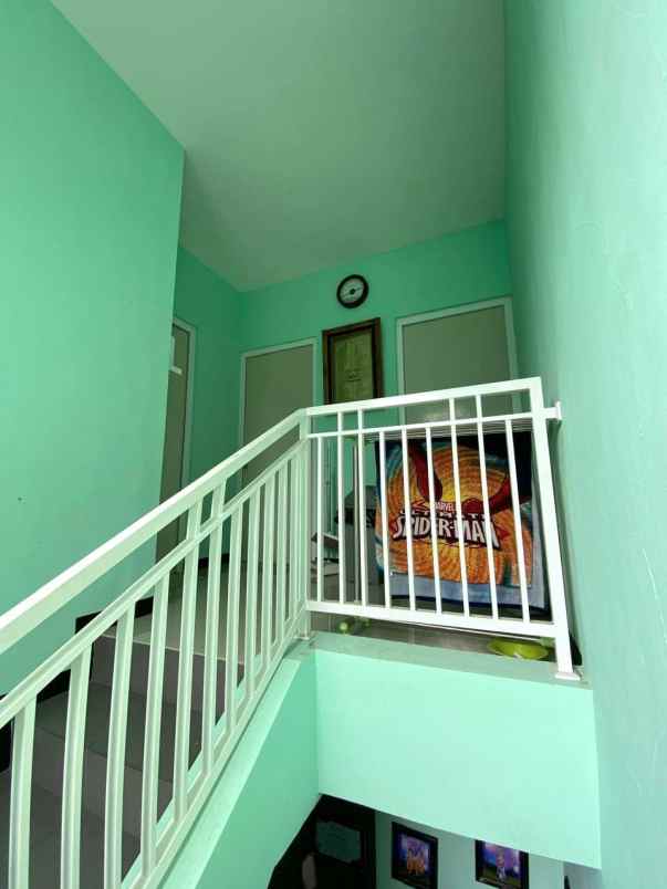 dijual rumah springhills sawojajar