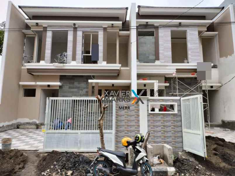 dijual rumah sutorejo prima