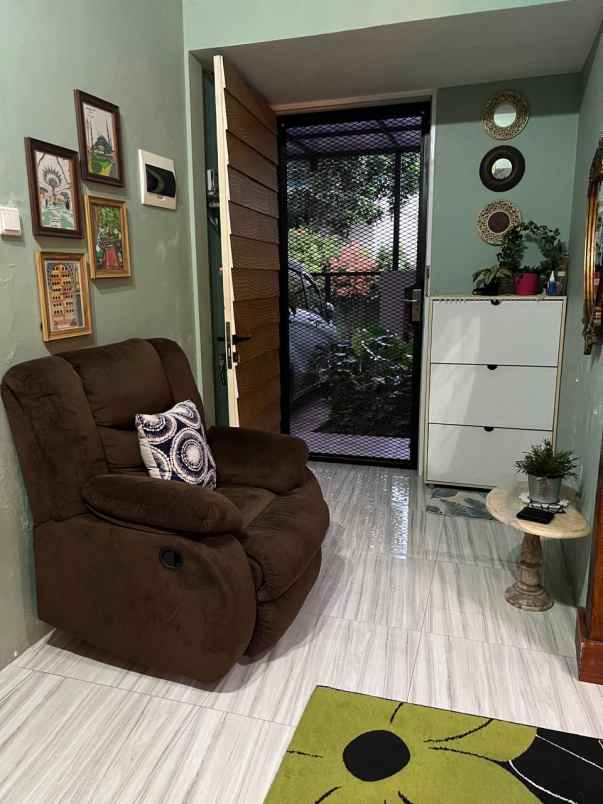 dijual rumah talaga bestari taman palem