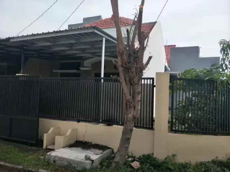 dijual rumah taman wiguna surabaya