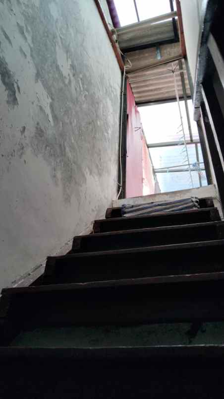 dijual rumah tanah baru beji depok
