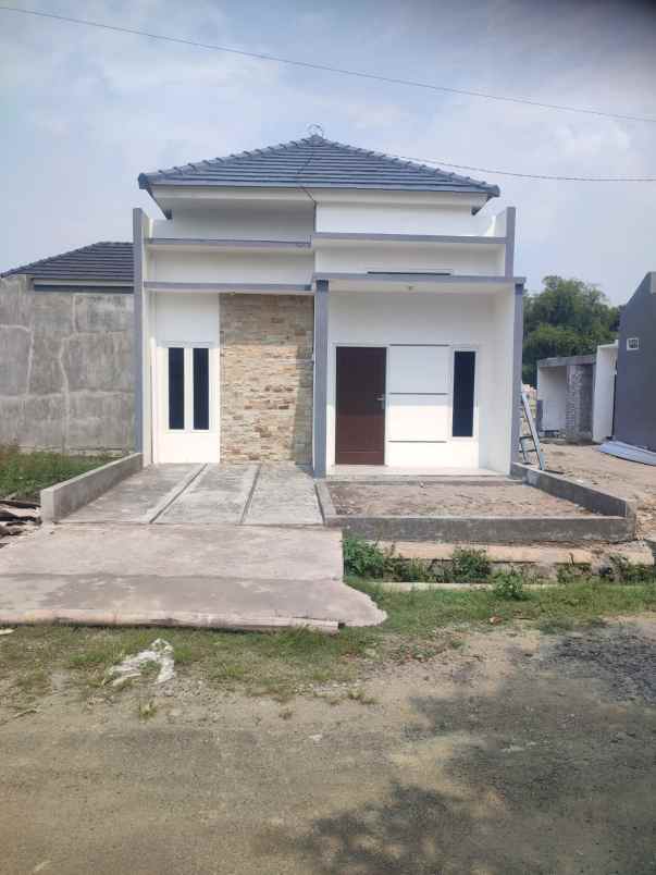dijual rumah tanjungsari taman sidoarjo