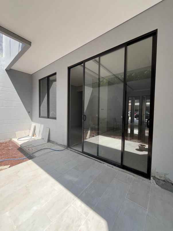 dijual rumah trans mall cibubur