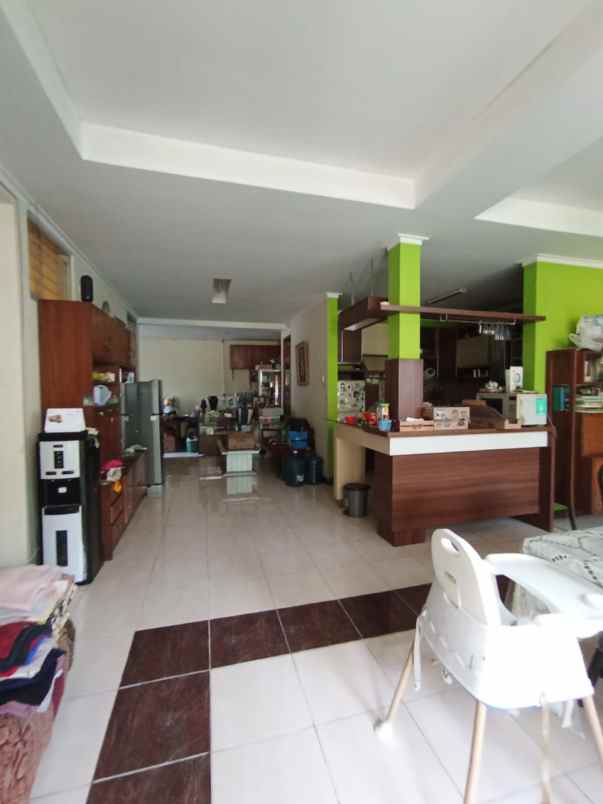 dijual rumah turangga