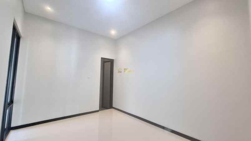 dijual rumah widodomartani ngemplak