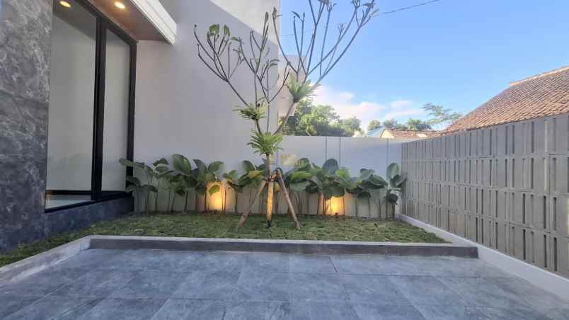 dijual rumah widodomartani ngemplak