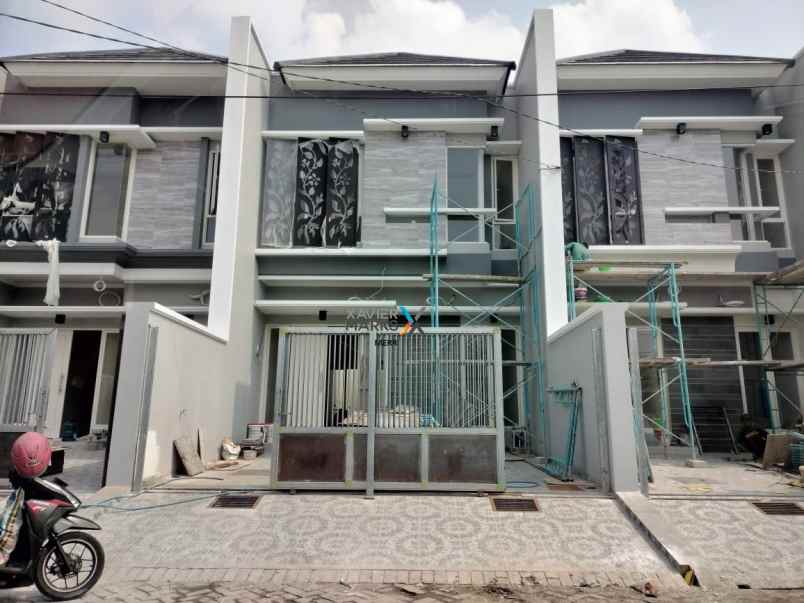 dijual rumah wisma mukti