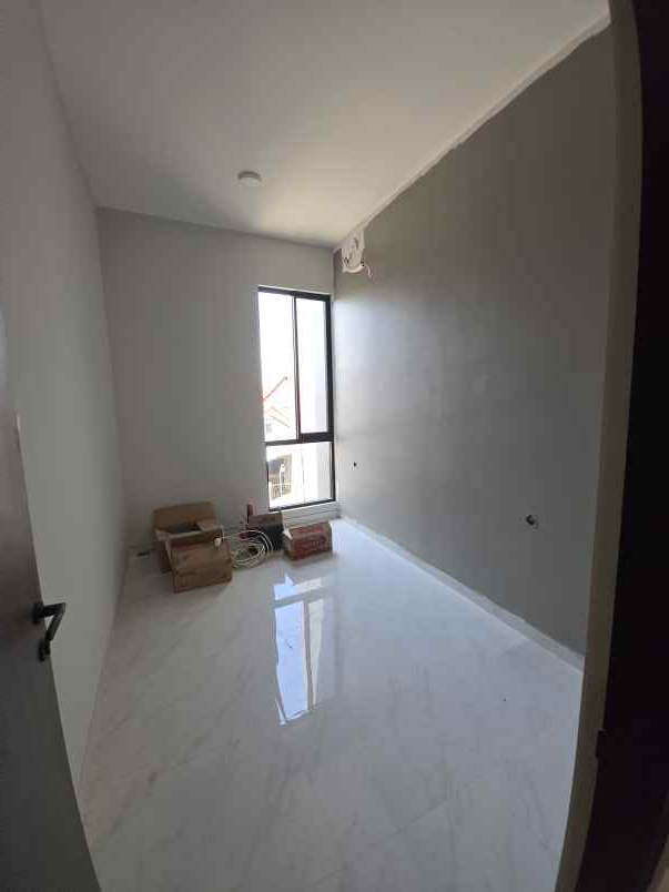 dijual rumah wisma mukti