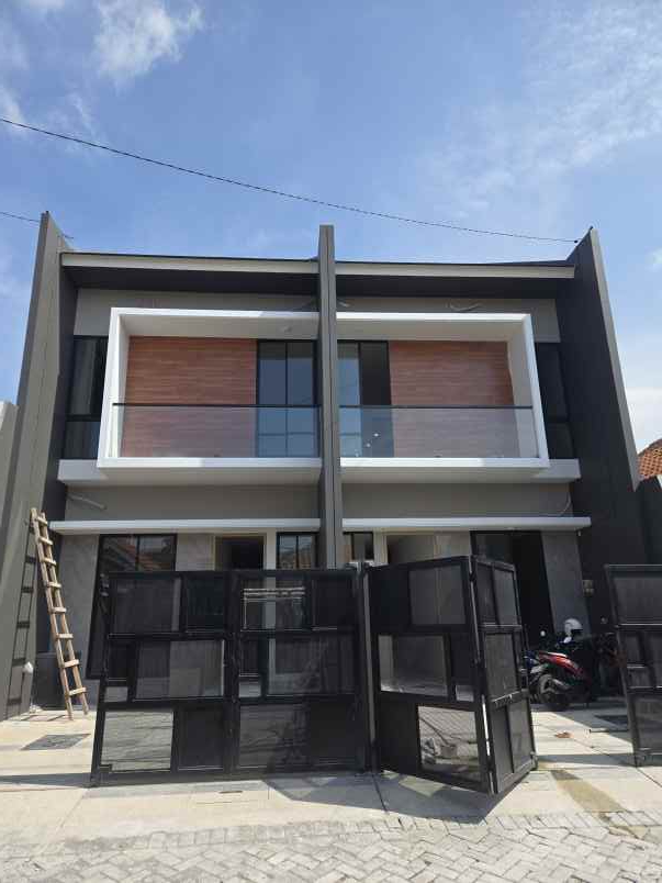 dijual rumah wisma mukti