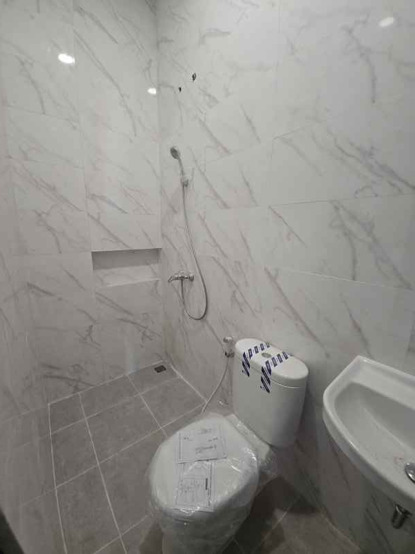 dijual rumah wisma mukti