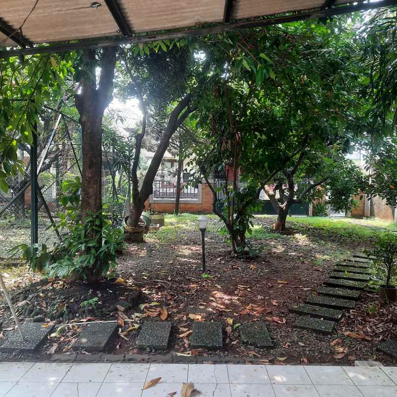 dijual tanah 450m pondokgede