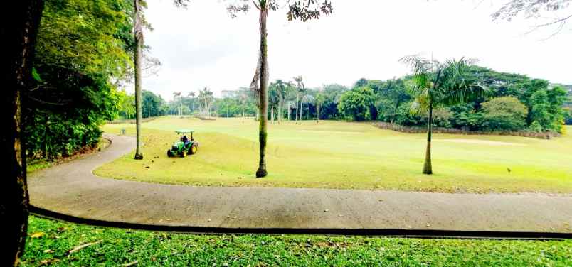 dijual tanah bukit golf