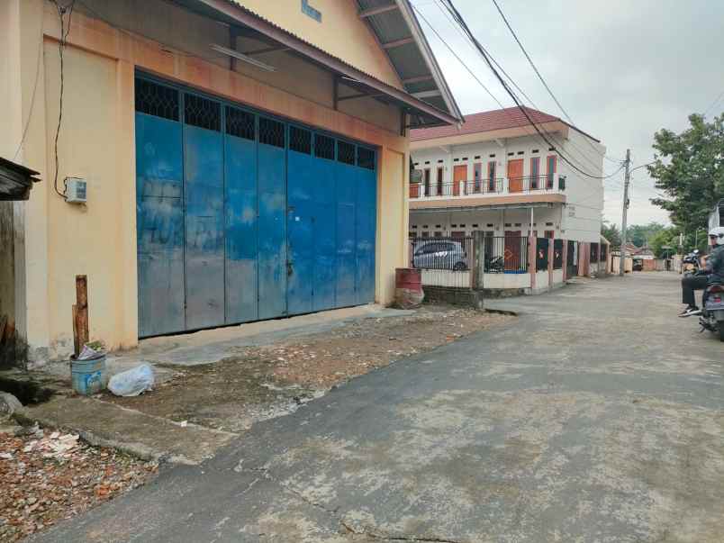 Dijual Gudang Dan Kontrakan 3 Pintu Lokasi Jalan S Parman