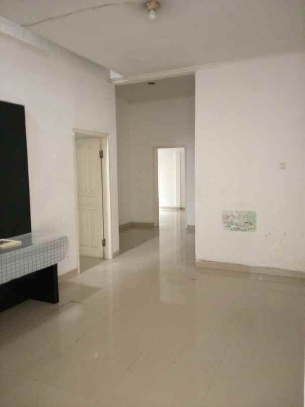 dijual tanah luas bonus rumah di jatiwaringin bekasi