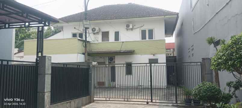 dijual tanah luas bonus rumah di jatiwaringin bekasi