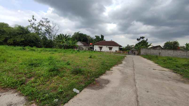 dijual tanah sorogenen ii purwomartani