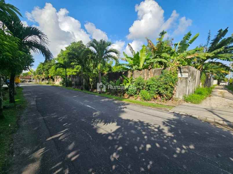 dijual tanah strategis 536m di canggu bali dijual