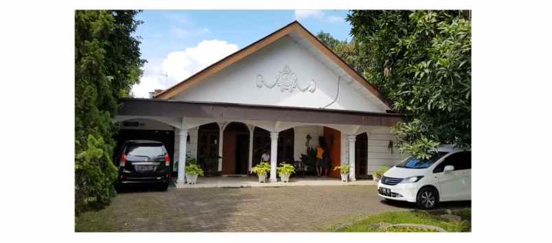 dijual tanpa perantara rumah lt 1271 m2 lb 495 43 m