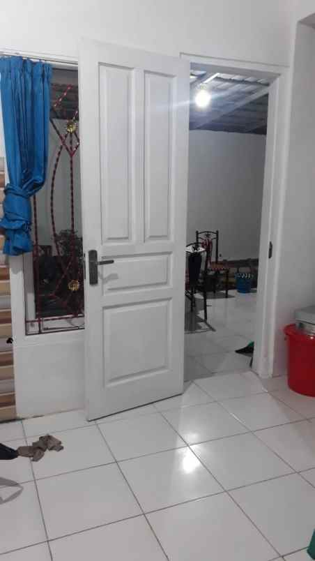dijual villa bukit cipendawa amkol