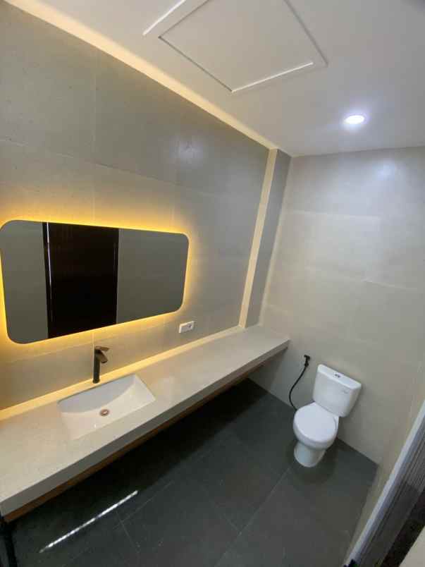 dijual villa padonan