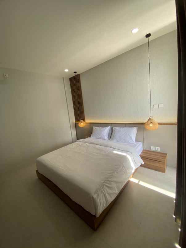 dijual villa padonan canggu