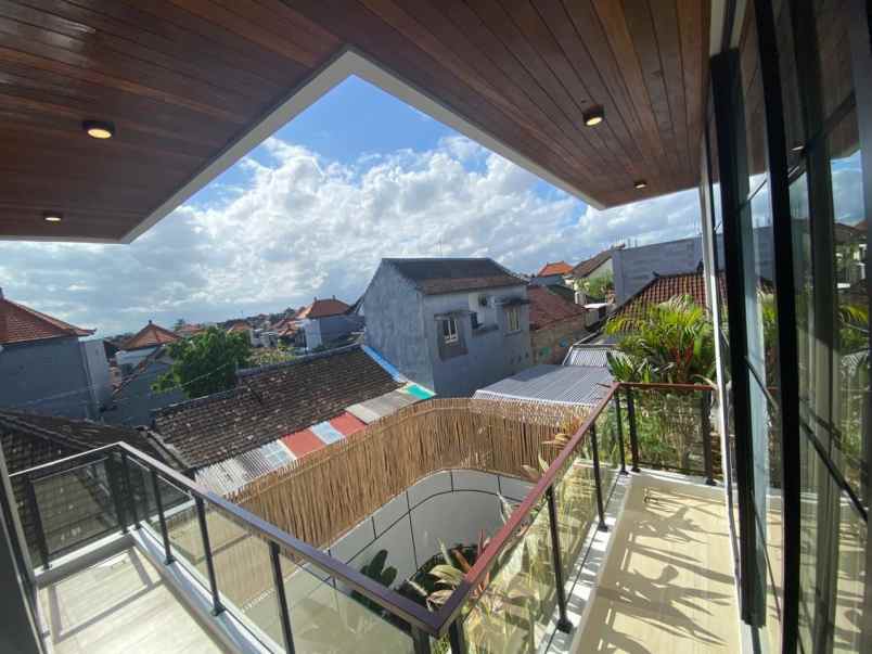 dijual villa padonan canggu