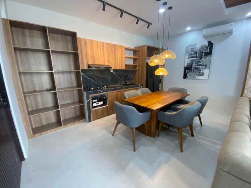dijual villa padonan canggu