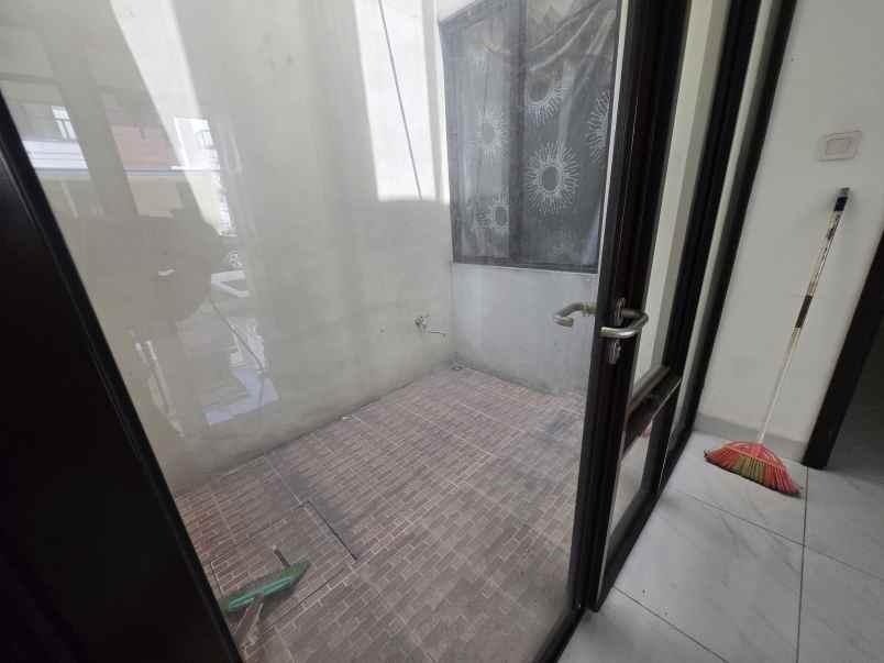 disewa murah rumah lavon swan city cluster gracia